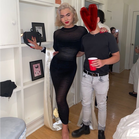 THIERRY MUGLER HAUTE COUTURE 1995 ICONIC BLACK DRESS - Picture 4 of 9